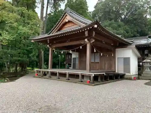 西寒多神社の建物その他