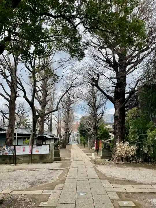 駒込天祖神社の{uncategorized: "未分類", other: "その他", undefined: "問題あり", building: "その他建物", grave: "お墓", sacred_gate: "鳥居", guardian: "狛犬", statue: "像", buddha: "仏像", history: "歴史", nature: "自然", garden: "庭園", animal: "動物", pagoda: "塔", temizu: "手水舎", mountain_gate: "山門・神門", sanctuary: "本殿・本堂", subordinate: "末社・摂社", art: "芸術", scenery: "景色", jizo: "地蔵", ema: "絵馬", goshuin: "御朱印", omikuji: "おみくじ", items: "授与品その他", amulet: "お守り", goshuincho: "御朱印帳", eats: "食事", festival: "お祭り", votive_dance: "神楽", shichigosan: "七五三参", wedding: "結婚式", experience: "体験その他", initially: "初詣", around: "周辺", anti_infection: "感染症対策"}
