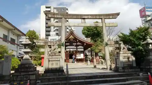 三輪神社の鳥居