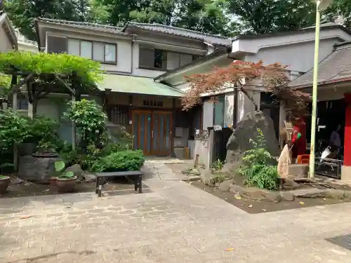 品川寺の{uncategorized: "未分類", other: "その他", undefined: "問題あり", building: "その他建物", grave: "お墓", sacred_gate: "鳥居", guardian: "狛犬", statue: "像", buddha: "仏像", history: "歴史", nature: "自然", garden: "庭園", animal: "動物", pagoda: "塔", temizu: "手水舎", mountain_gate: "山門・神門", sanctuary: "本殿・本堂", subordinate: "末社・摂社", art: "芸術", scenery: "景色", jizo: "地蔵", ema: "絵馬", goshuin: "御朱印", omikuji: "おみくじ", items: "授与品その他", amulet: "お守り", goshuincho: "御朱印帳", eats: "食事", festival: "お祭り", votive_dance: "神楽", shichigosan: "七五三参", wedding: "結婚式", experience: "体験その他", initially: "初詣", around: "周辺", anti_infection: "感染症対策"}