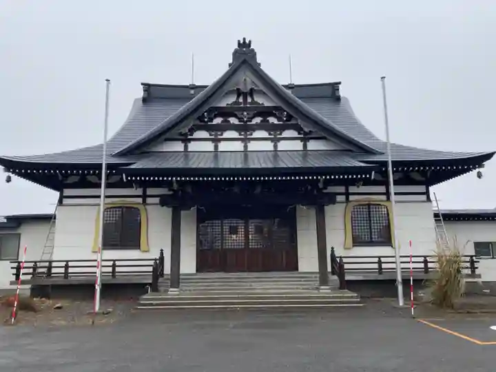 実勝寺の本殿・本堂