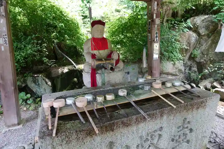 南法華寺(壷阪寺)の手水舎