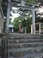 御守殿稲荷神社の鳥居