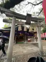 楠珺社(住吉大社末社)の{uncategorized: "未分類", other: "その他", undefined: "問題あり", building: "その他建物", grave: "お墓", sacred_gate: "鳥居", guardian: "狛犬", statue: "像", buddha: "仏像", history: "歴史", nature: "自然", garden: "庭園", animal: "動物", pagoda: "塔", temizu: "手水舎", mountain_gate: "山門・神門", sanctuary: "本殿・本堂", subordinate: "末社・摂社", art: "芸術", scenery: "景色", jizo: "地蔵", ema: "絵馬", goshuin: "御朱印", omikuji: "おみくじ", items: "授与品その他", amulet: "お守り", goshuincho: "御朱印帳", eats: "食事", festival: "お祭り", votive_dance: "神楽", shichigosan: "七五三参", wedding: "結婚式", experience: "体験その他", initially: "初詣", around: "周辺", anti_infection: "感染症対策"}