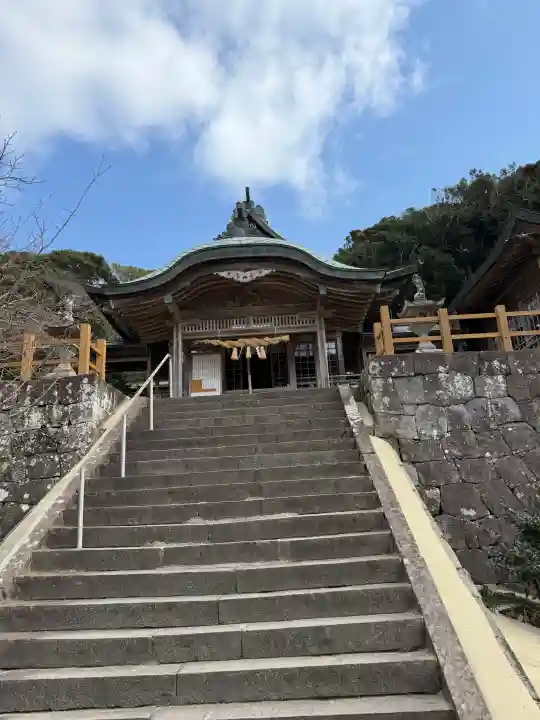 田島神社の{uncategorized: "未分類", other: "その他", undefined: "問題あり", building: "その他建物", grave: "お墓", sacred_gate: "鳥居", guardian: "狛犬", statue: "像", buddha: "仏像", history: "歴史", nature: "自然", garden: "庭園", animal: "動物", pagoda: "塔", temizu: "手水舎", mountain_gate: "山門・神門", sanctuary: "本殿・本堂", subordinate: "末社・摂社", art: "芸術", scenery: "景色", jizo: "地蔵", ema: "絵馬", goshuin: "御朱印", omikuji: "おみくじ", items: "授与品その他", amulet: "お守り", goshuincho: "御朱印帳", eats: "食事", festival: "お祭り", votive_dance: "神楽", shichigosan: "七五三参", wedding: "結婚式", experience: "体験その他", initially: "初詣", around: "周辺", anti_infection: "感染症対策"}