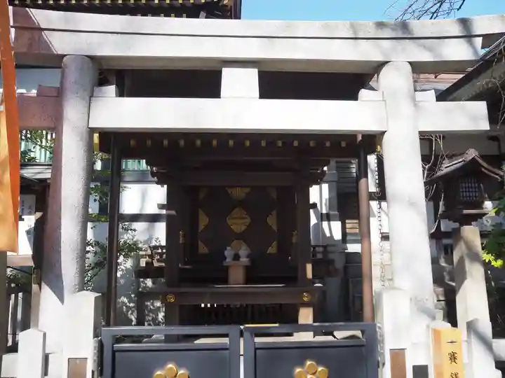 鳥越神社の末社・摂社