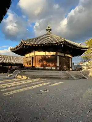 法隆寺の{uncategorized: "未分類", other: "その他", undefined: "問題あり", building: "その他建物", grave: "お墓", sacred_gate: "鳥居", guardian: "狛犬", statue: "像", buddha: "仏像", history: "歴史", nature: "自然", garden: "庭園", animal: "動物", pagoda: "塔", temizu: "手水舎", mountain_gate: "山門・神門", sanctuary: "本殿・本堂", subordinate: "末社・摂社", art: "芸術", scenery: "景色", jizo: "地蔵", ema: "絵馬", goshuin: "御朱印", omikuji: "おみくじ", items: "授与品その他", amulet: "お守り", goshuincho: "御朱印帳", eats: "食事", festival: "お祭り", votive_dance: "神楽", shichigosan: "七五三参", wedding: "結婚式", experience: "体験その他", initially: "初詣", around: "周辺", anti_infection: "感染症対策"}