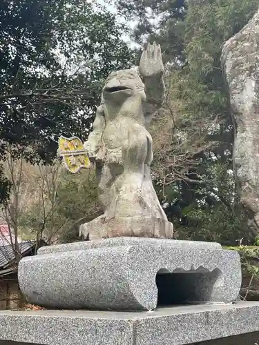 雲八幡宮の狛犬