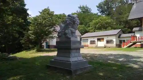 余市神社の狛犬