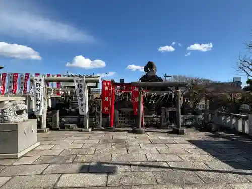 石濱神社の{uncategorized: "未分類", other: "その他", undefined: "問題あり", building: "その他建物", grave: "お墓", sacred_gate: "鳥居", guardian: "狛犬", statue: "像", buddha: "仏像", history: "歴史", nature: "自然", garden: "庭園", animal: "動物", pagoda: "塔", temizu: "手水舎", mountain_gate: "山門・神門", sanctuary: "本殿・本堂", subordinate: "末社・摂社", art: "芸術", scenery: "景色", jizo: "地蔵", ema: "絵馬", goshuin: "御朱印", omikuji: "おみくじ", items: "授与品その他", amulet: "お守り", goshuincho: "御朱印帳", eats: "食事", festival: "お祭り", votive_dance: "神楽", shichigosan: "七五三参", wedding: "結婚式", experience: "体験その他", initially: "初詣", around: "周辺", anti_infection: "感染症対策"}