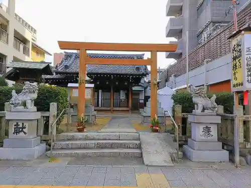 秋葉神社の鳥居