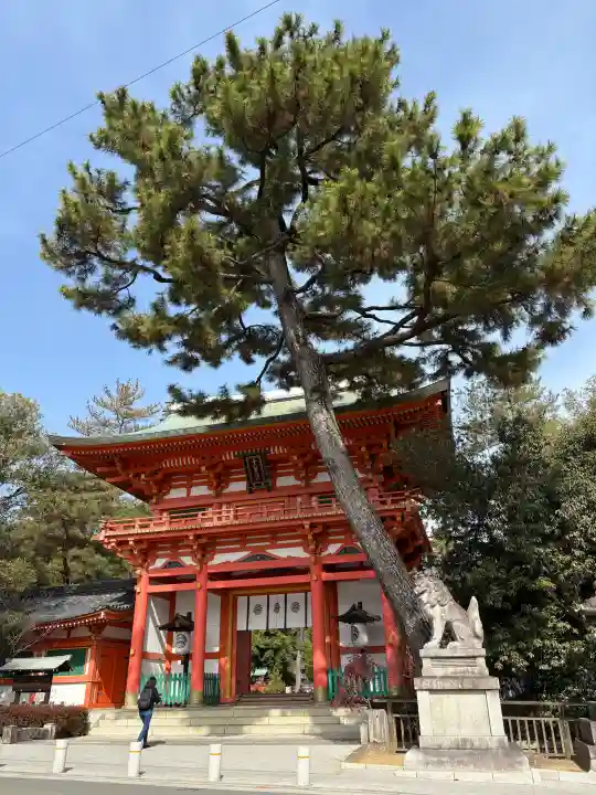 今宮神社の{uncategorized: "未分類", other: "その他", undefined: "問題あり", building: "その他建物", grave: "お墓", sacred_gate: "鳥居", guardian: "狛犬", statue: "像", buddha: "仏像", history: "歴史", nature: "自然", garden: "庭園", animal: "動物", pagoda: "塔", temizu: "手水舎", mountain_gate: "山門・神門", sanctuary: "本殿・本堂", subordinate: "末社・摂社", art: "芸術", scenery: "景色", jizo: "地蔵", ema: "絵馬", goshuin: "御朱印", omikuji: "おみくじ", items: "授与品その他", amulet: "お守り", goshuincho: "御朱印帳", eats: "食事", festival: "お祭り", votive_dance: "神楽", shichigosan: "七五三参", wedding: "結婚式", experience: "体験その他", initially: "初詣", around: "周辺", anti_infection: "感染症対策"}