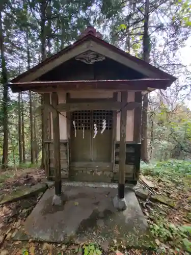 嘉多山稲荷の末社・摂社