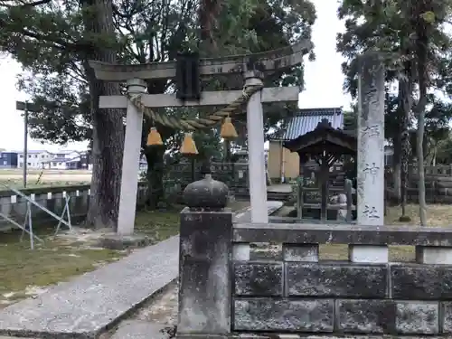 兔橋神社の鳥居