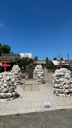 姫嶋神社の{uncategorized: "未分類", other: "その他", undefined: "問題あり", building: "その他建物", grave: "お墓", sacred_gate: "鳥居", guardian: "狛犬", statue: "像", buddha: "仏像", history: "歴史", nature: "自然", garden: "庭園", animal: "動物", pagoda: "塔", temizu: "手水舎", mountain_gate: "山門・神門", sanctuary: "本殿・本堂", subordinate: "末社・摂社", art: "芸術", scenery: "景色", jizo: "地蔵", ema: "絵馬", goshuin: "御朱印", omikuji: "おみくじ", items: "授与品その他", amulet: "お守り", goshuincho: "御朱印帳", eats: "食事", festival: "お祭り", votive_dance: "神楽", shichigosan: "七五三参", wedding: "結婚式", experience: "体験その他", initially: "初詣", around: "周辺", anti_infection: "感染症対策"}