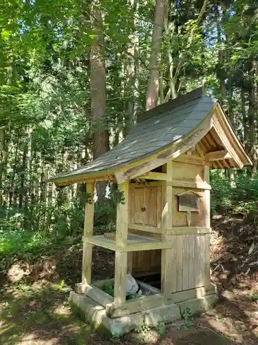 土津神社｜こどもと出世の神さまの末社