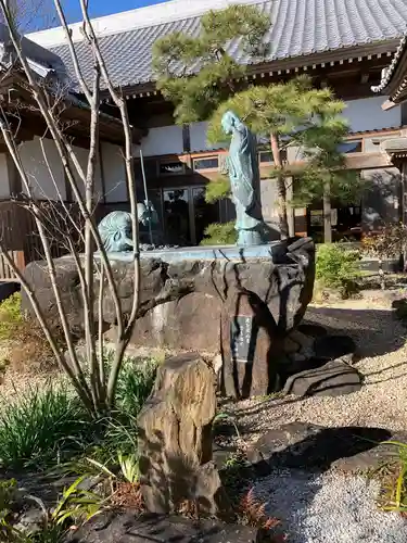 興正寺の庭園