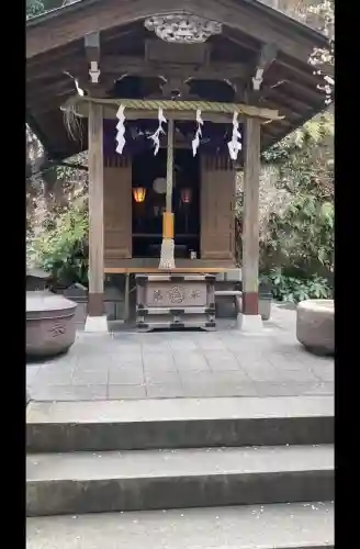 銭洗弁財天宇賀福神社の{uncategorized: "未分類", other: "その他", undefined: "問題あり", building: "その他建物", grave: "お墓", sacred_gate: "鳥居", guardian: "狛犬", statue: "像", buddha: "仏像", history: "歴史", nature: "自然", garden: "庭園", animal: "動物", pagoda: "塔", temizu: "手水舎", mountain_gate: "山門・神門", sanctuary: "本殿・本堂", subordinate: "末社・摂社", art: "芸術", scenery: "景色", jizo: "地蔵", ema: "絵馬", goshuin: "御朱印", omikuji: "おみくじ", items: "授与品その他", amulet: "お守り", goshuincho: "御朱印帳", eats: "食事", festival: "お祭り", votive_dance: "神楽", shichigosan: "七五三参", wedding: "結婚式", experience: "体験その他", initially: "初詣", around: "周辺", anti_infection: "感染症対策"}