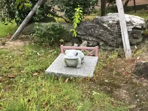 三社神社の狛犬