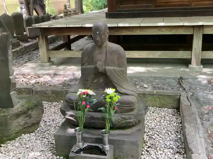 東福寺の{uncategorized: "未分類", other: "その他", undefined: "問題あり", building: "その他建物", grave: "お墓", sacred_gate: "鳥居", guardian: "狛犬", statue: "像", buddha: "仏像", history: "歴史", nature: "自然", garden: "庭園", animal: "動物", pagoda: "塔", temizu: "手水舎", mountain_gate: "山門・神門", sanctuary: "本殿・本堂", subordinate: "末社・摂社", art: "芸術", scenery: "景色", jizo: "地蔵", ema: "絵馬", goshuin: "御朱印", omikuji: "おみくじ", items: "授与品その他", amulet: "お守り", goshuincho: "御朱印帳", eats: "食事", festival: "お祭り", votive_dance: "神楽", shichigosan: "七五三参", wedding: "結婚式", experience: "体験その他", initially: "初詣", around: "周辺", anti_infection: "感染症対策"}
