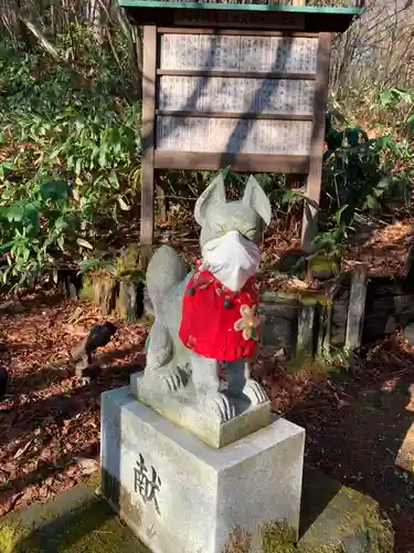 草津穴守稲荷神社の狛犬