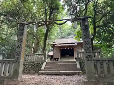 伊加奈志神社の山門・神門