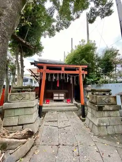 龍田稲荷神社の鳥居
