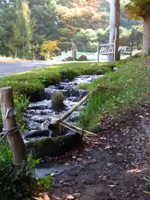 諏訪大社上社前宮の手水舎