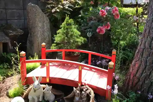 御嶽山神社の庭園