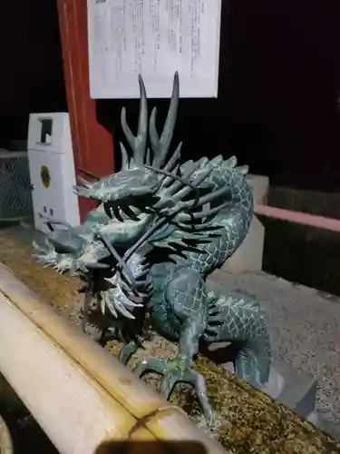 津島神社の手水舎