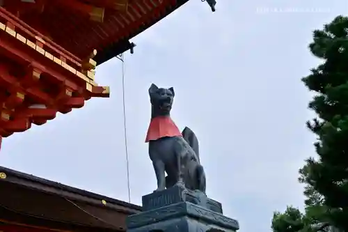 伏見稲荷大社の狛犬