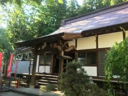 長根寺の本殿