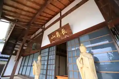 薬師寺の本殿・本堂