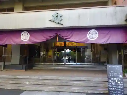 回向院の本殿・本堂