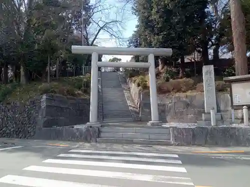 二宮神社の鳥居