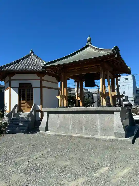 宝帒寺の{uncategorized: "未分類", other: "その他", undefined: "問題あり", building: "その他建物", grave: "お墓", sacred_gate: "鳥居", guardian: "狛犬", statue: "像", buddha: "仏像", history: "歴史", nature: "自然", garden: "庭園", animal: "動物", pagoda: "塔", temizu: "手水舎", mountain_gate: "山門・神門", sanctuary: "本殿・本堂", subordinate: "末社・摂社", art: "芸術", scenery: "景色", jizo: "地蔵", ema: "絵馬", goshuin: "御朱印", omikuji: "おみくじ", items: "授与品その他", amulet: "お守り", goshuincho: "御朱印帳", eats: "食事", festival: "お祭り", votive_dance: "神楽", shichigosan: "七五三参", wedding: "結婚式", experience: "体験その他", initially: "初詣", around: "周辺", anti_infection: "感染症対策"}