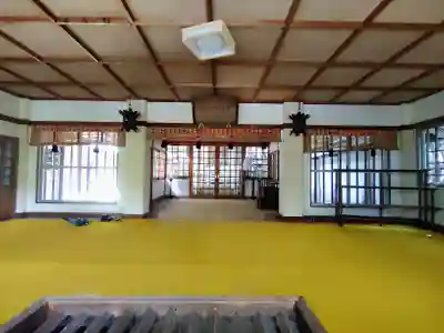 逆川神社の本殿・本堂