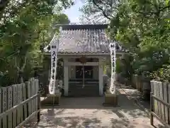 八大龍神社の本殿