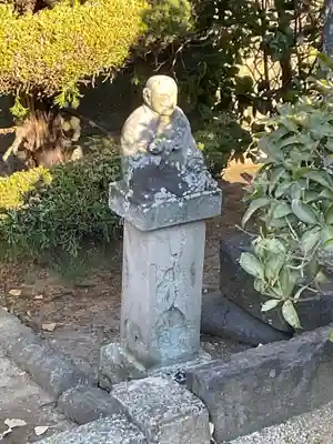 善照寺の像
