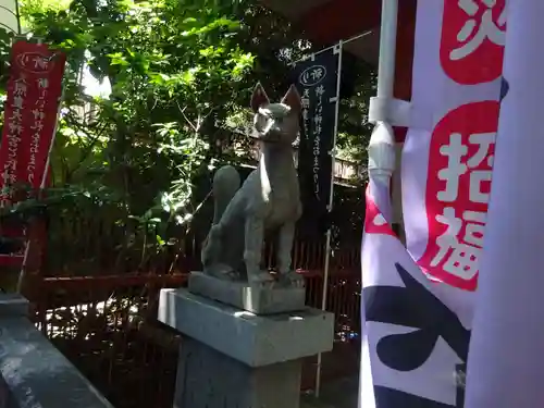 笠䅣稲荷神社の狛犬
