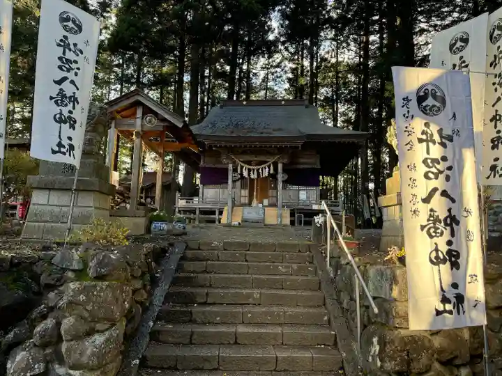 坪沼八幡神社の本殿・本堂