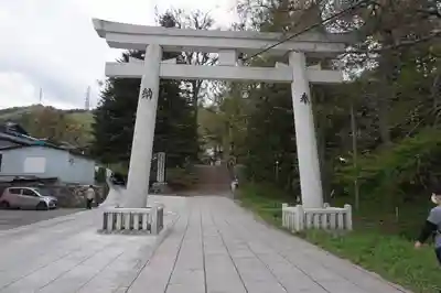 諏訪大社上社前宮の鳥居