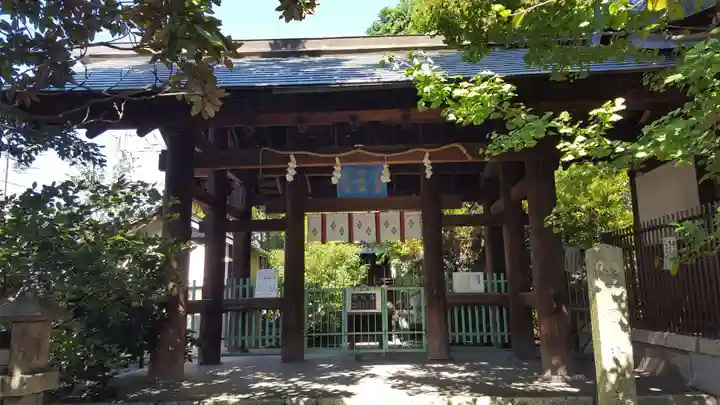 溝旗神社(肇國神社)の本殿・本堂