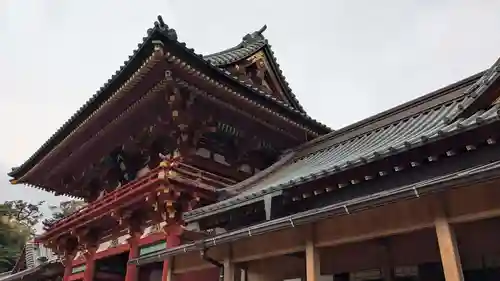 鶴岡八幡宮の本殿