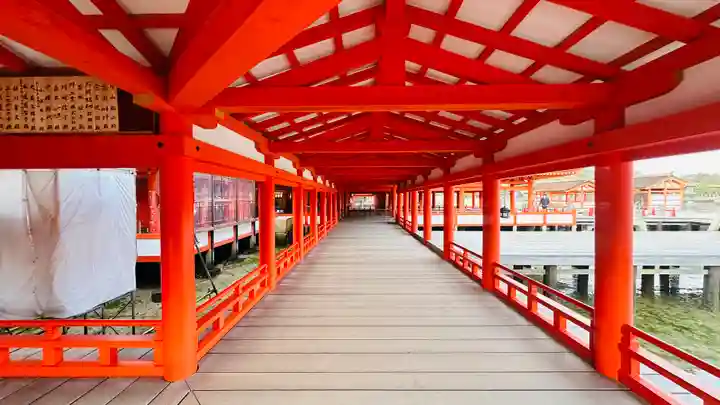 厳島神社(広島県)
