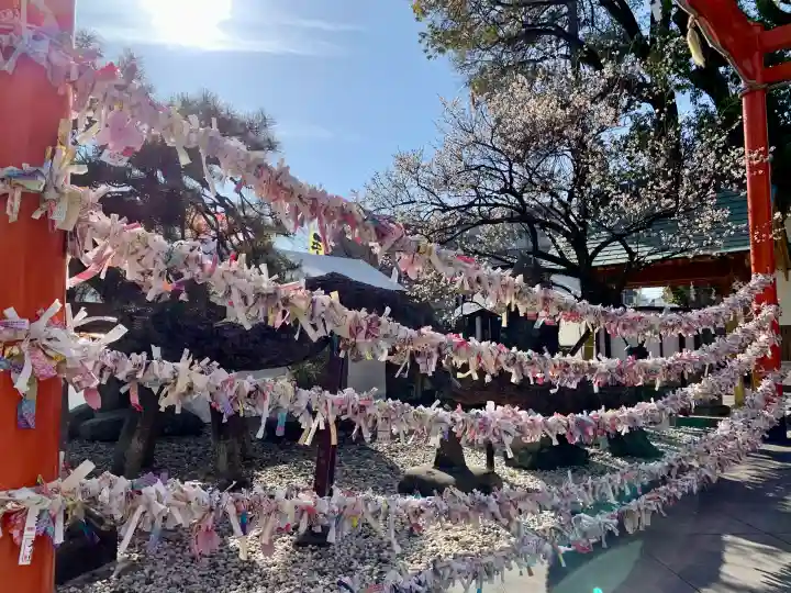 榴岡天満宮の{uncategorized: "未分類", other: "その他", undefined: "問題あり", building: "その他建物", grave: "お墓", sacred_gate: "鳥居", guardian: "狛犬", statue: "像", buddha: "仏像", history: "歴史", nature: "自然", garden: "庭園", animal: "動物", pagoda: "塔", temizu: "手水舎", mountain_gate: "山門・神門", sanctuary: "本殿・本堂", subordinate: "末社・摂社", art: "芸術", scenery: "景色", jizo: "地蔵", ema: "絵馬", goshuin: "御朱印", omikuji: "おみくじ", items: "授与品その他", amulet: "お守り", goshuincho: "御朱印帳", eats: "食事", festival: "お祭り", votive_dance: "神楽", shichigosan: "七五三参", wedding: "結婚式", experience: "体験その他", initially: "初詣", around: "周辺", anti_infection: "感染症対策"}
