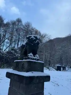 定山渓神社の狛犬