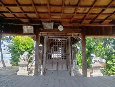 貴船神社の{uncategorized: "未分類", other: "その他", undefined: "問題あり", building: "その他建物", grave: "お墓", sacred_gate: "鳥居", guardian: "狛犬", statue: "像", buddha: "仏像", history: "歴史", nature: "自然", garden: "庭園", animal: "動物", pagoda: "塔", temizu: "手水舎", mountain_gate: "山門・神門", sanctuary: "本殿・本堂", subordinate: "末社・摂社", art: "芸術", scenery: "景色", jizo: "地蔵", ema: "絵馬", goshuin: "御朱印", omikuji: "おみくじ", items: "授与品その他", amulet: "お守り", goshuincho: "御朱印帳", eats: "食事", festival: "お祭り", votive_dance: "神楽", shichigosan: "七五三参", wedding: "結婚式", experience: "体験その他", initially: "初詣", around: "周辺", anti_infection: "感染症対策"}