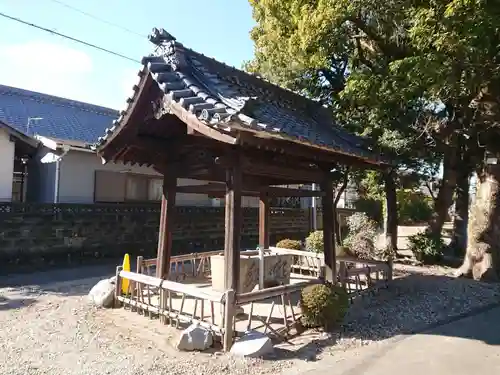 越境寺の手水舎