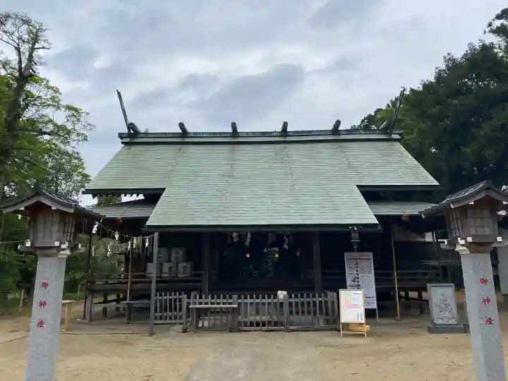鎌数伊勢大神宮の{uncategorized: "未分類", other: "その他", undefined: "問題あり", building: "その他建物", grave: "お墓", sacred_gate: "鳥居", guardian: "狛犬", statue: "像", buddha: "仏像", history: "歴史", nature: "自然", garden: "庭園", animal: "動物", pagoda: "塔", temizu: "手水舎", mountain_gate: "山門・神門", sanctuary: "本殿・本堂", subordinate: "末社・摂社", art: "芸術", scenery: "景色", jizo: "地蔵", ema: "絵馬", goshuin: "御朱印", omikuji: "おみくじ", items: "授与品その他", amulet: "お守り", goshuincho: "御朱印帳", eats: "食事", festival: "お祭り", votive_dance: "神楽", shichigosan: "七五三参", wedding: "結婚式", experience: "体験その他", initially: "初詣", around: "周辺", anti_infection: "感染症対策"}